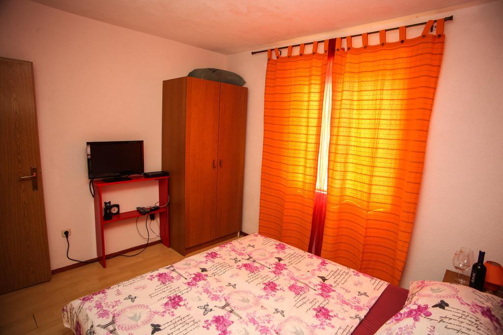 Apartments Marija Stari Grad  Kamer foto