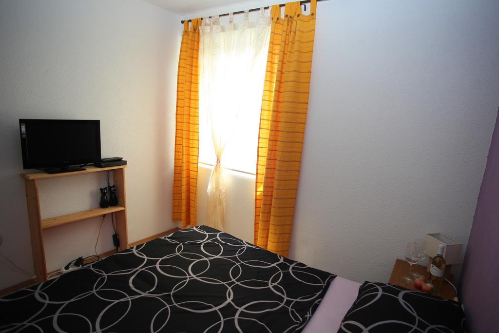 Apartments Marija Stari Grad  Kamer foto