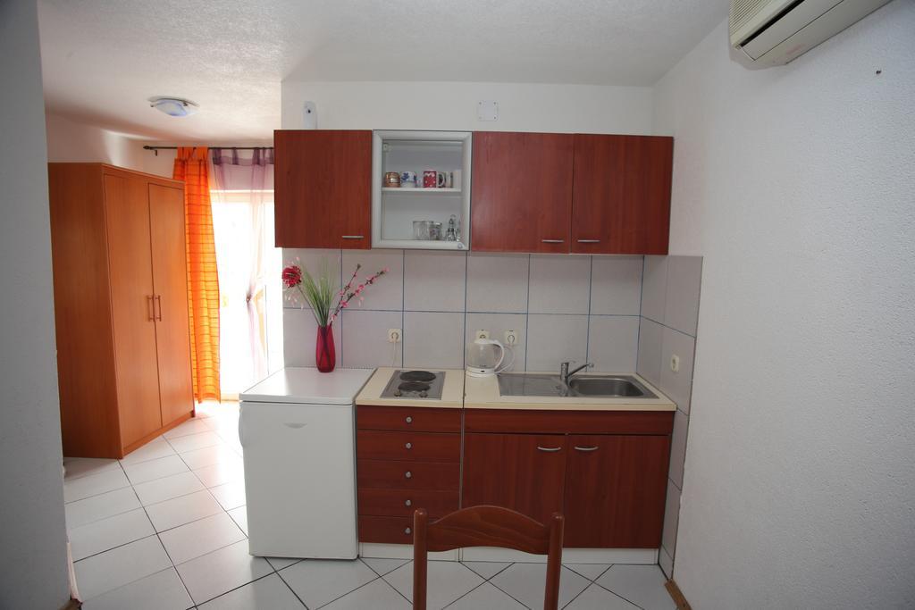 Apartments Marija Stari Grad  Kamer foto